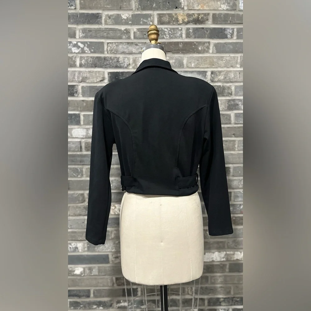 Vintage Rubina Black Cropped Belted Jacket. - Picture 3 of 11